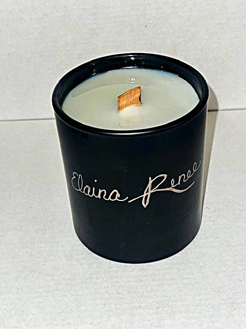 Fresh, forest air candle Boreal in a matte black 10 oz glass jar with lid