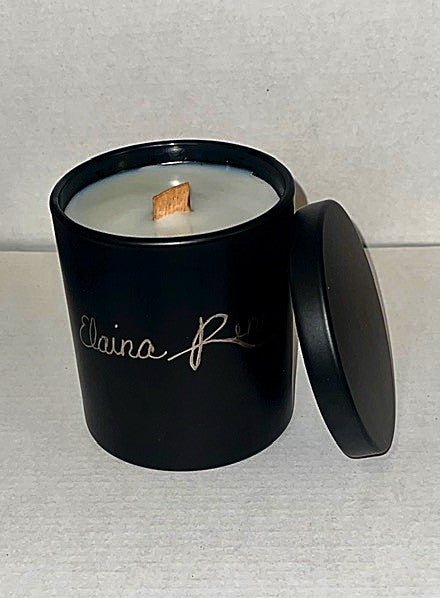 Fresh, airy, clean laundry with soft musks candle in matte black 10 oz jar